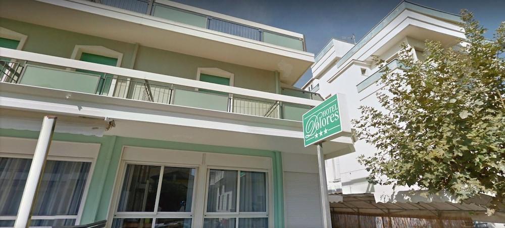 Hotel Dolores Ріміні Екстер'єр фото